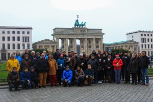 Gruppenfoto vor dem Brandenburgertor